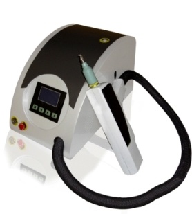 دستگاه لیزر Q-switched YAG ، موثرترین درمان خالکوبی ( تاتو )