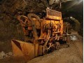 تجهیزات معدنی: دنیایی از ابزارهای قدرتمند در اعماق زمین! - قدرتمند ترین توتال استیشن موجود در ایران