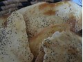 فروش عمده نان خشک تنوری هیزمی یزدی محلی - مرغ و خروس محلی